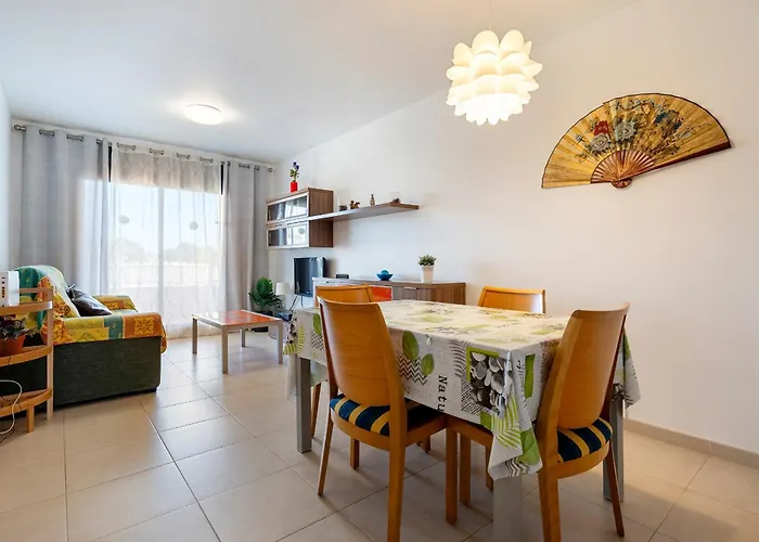 Hauzify I Apartament Oliveres